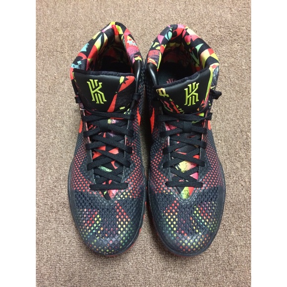 Nike Kyrie 1 Dream Basketball Size 11 Irving NDS - Picture 3 of 8